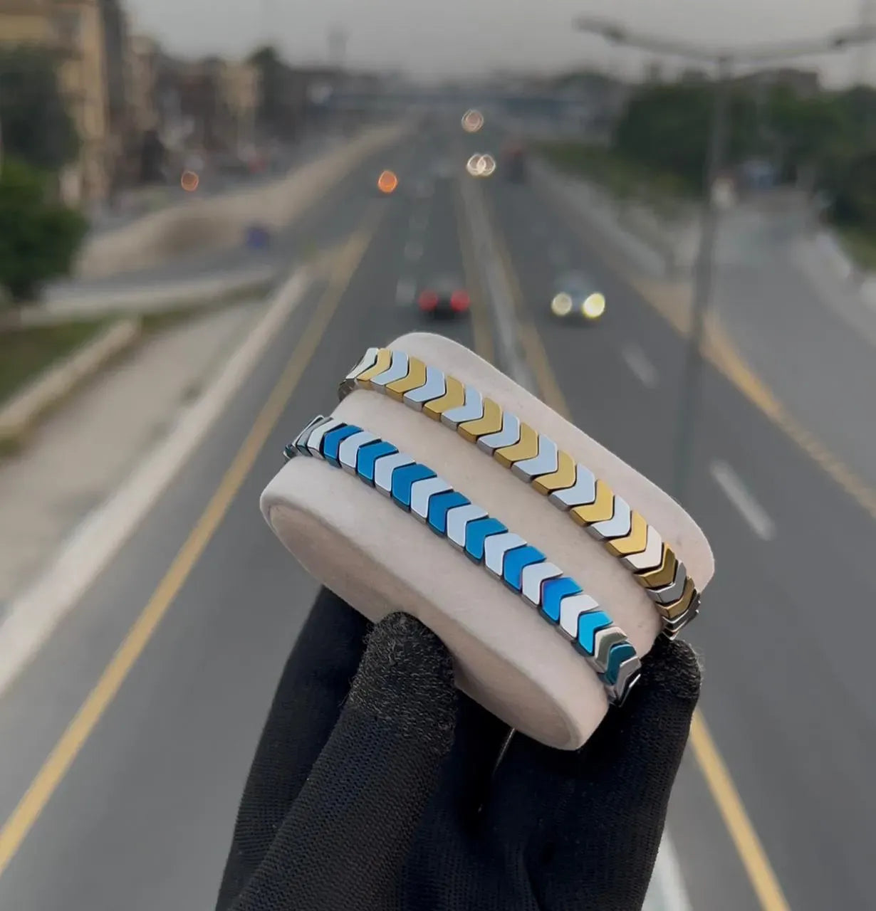 HEMATITE ARROW BRACELET