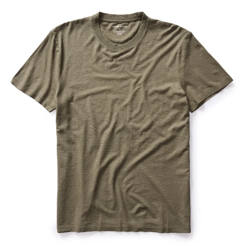 The Cotton Hemp Tee in Olive