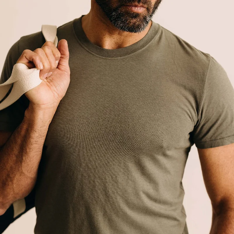 The Cotton Hemp Tee in Olive