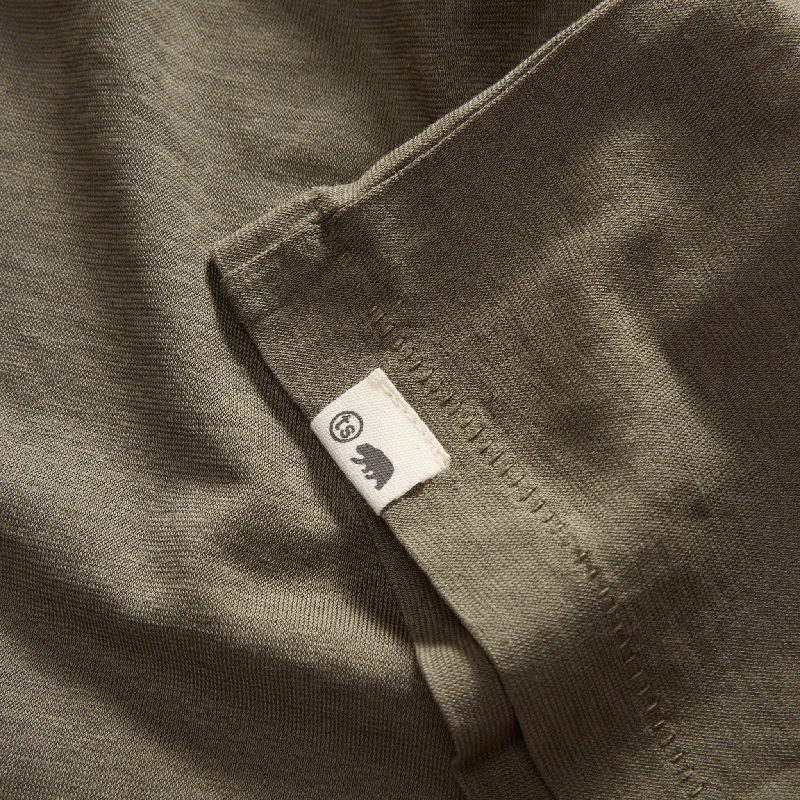 The Cotton Hemp Tee in Olive