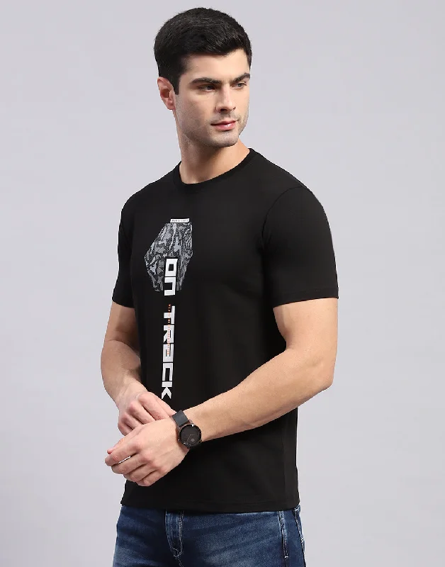 Men Black Printed Round Neck Half Sleeve T-Shirt