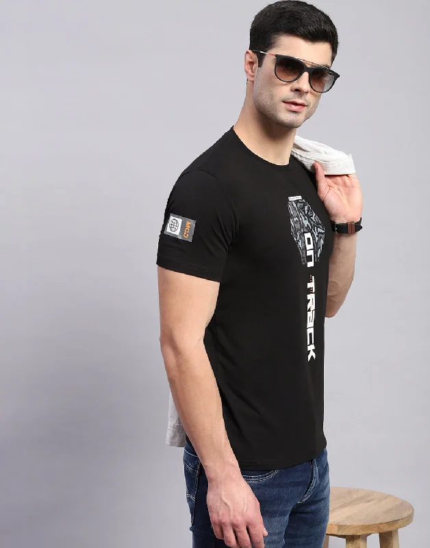 Men Black Printed Round Neck Half Sleeve T-Shirt