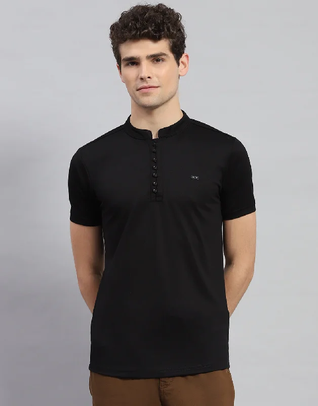 Men Black Solid  Mandarin Neck Half Sleeve T-Shirt