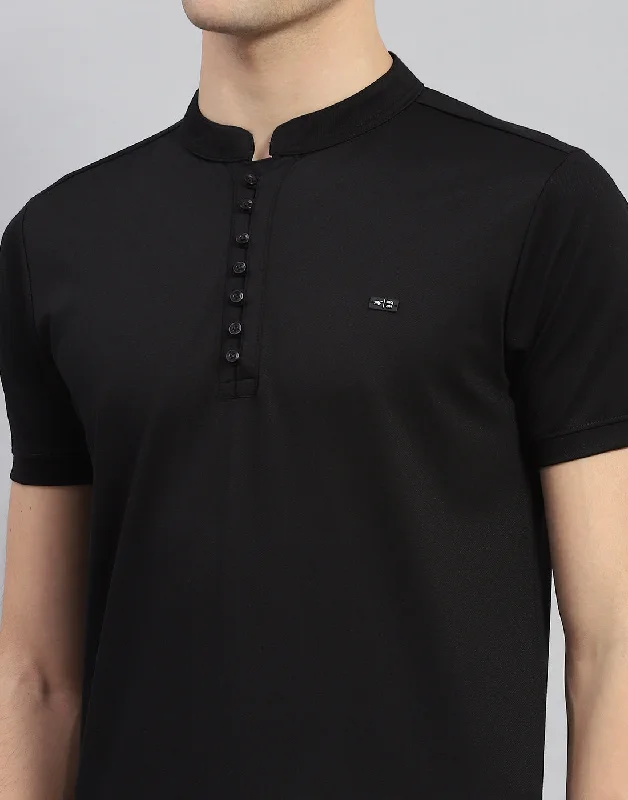 Men Black Solid  Mandarin Neck Half Sleeve T-Shirt