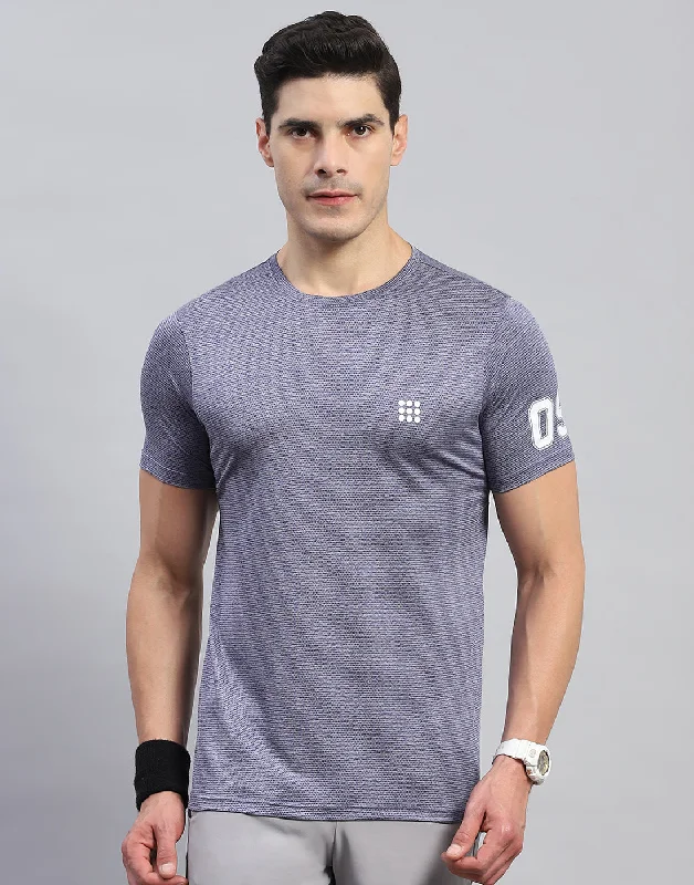 Men Blue Self Design Round Neck Half Sleeve T-Shirt