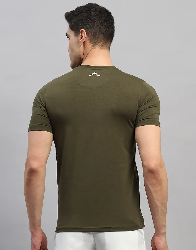 Men Olive Solid V Neck Half Sleeve T-Shirt