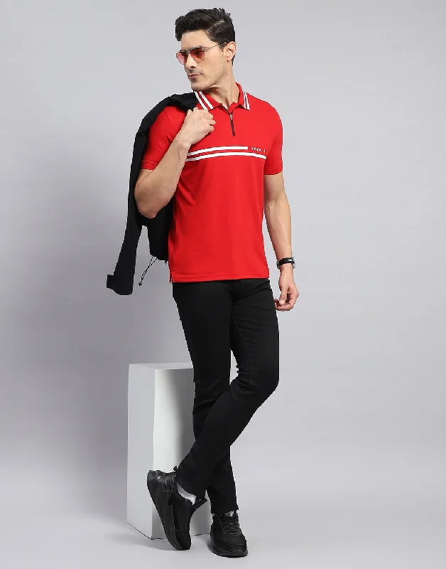 Men Red Solid Collar Half Sleeve T-Shirt