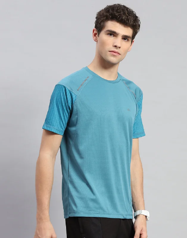 Men Teal Blue Solid Round Neck Half Sleeve T-Shirt