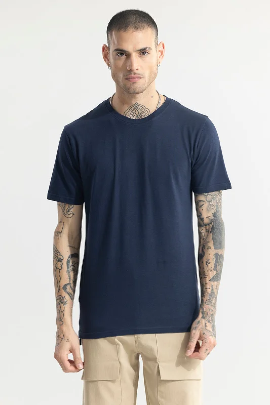 EasyEssentials Navy T-Shirt