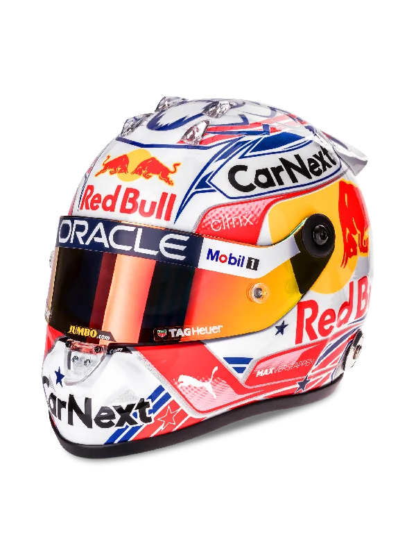 Oracle Red Bull Racing 2022 Max Verstappen 1:2 US GP Mini Helmet